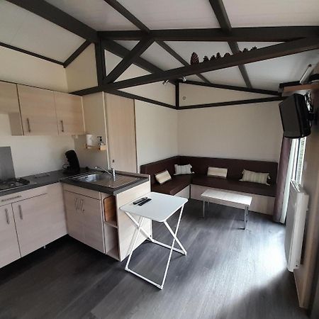 Camping Au Tour De L'Aveyron LʼHospitalet-du-Larzac Zewnętrze zdjęcie