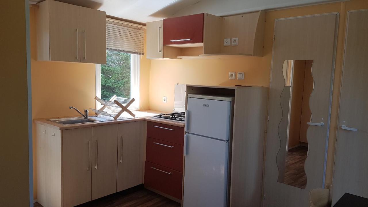 Camping Au Tour De L'Aveyron LʼHospitalet-du-Larzac Zewnętrze zdjęcie