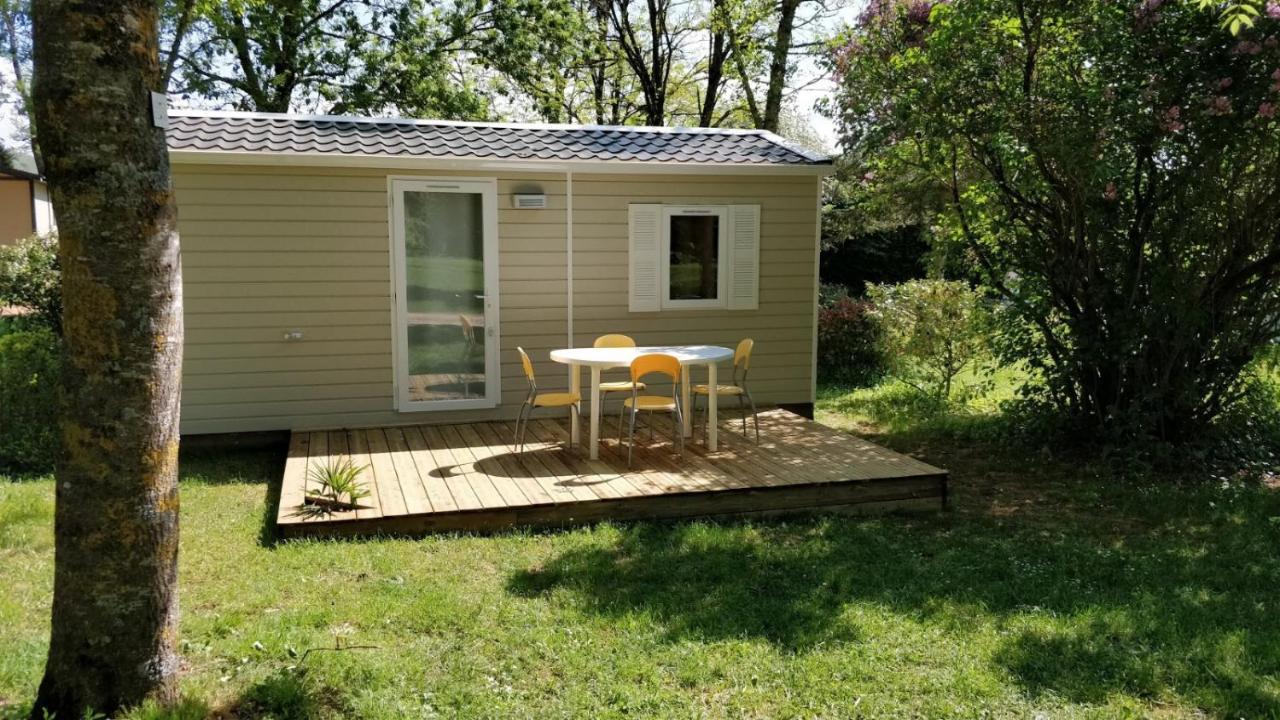 Camping Au Tour De L'Aveyron LʼHospitalet-du-Larzac Zewnętrze zdjęcie