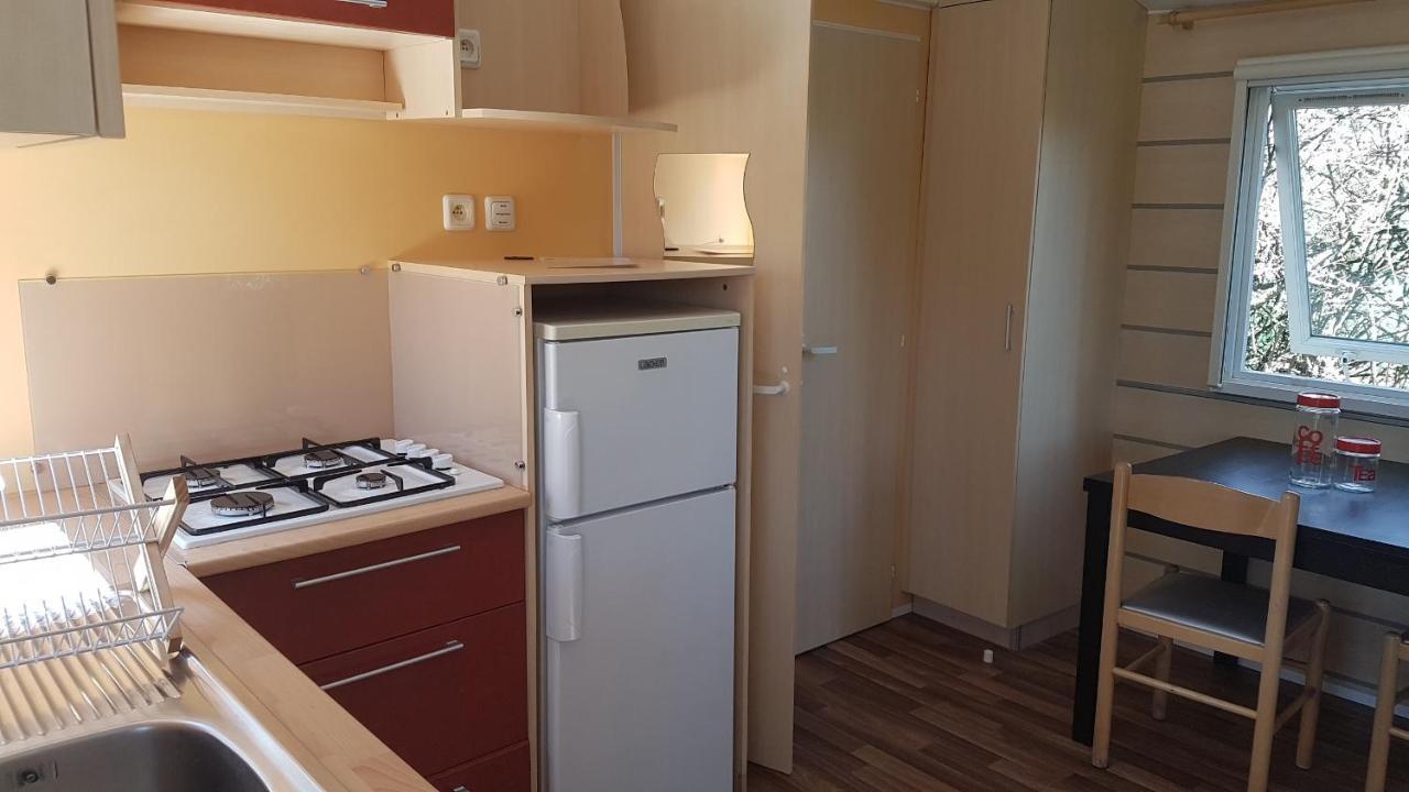 Camping Au Tour De L'Aveyron LʼHospitalet-du-Larzac Zewnętrze zdjęcie