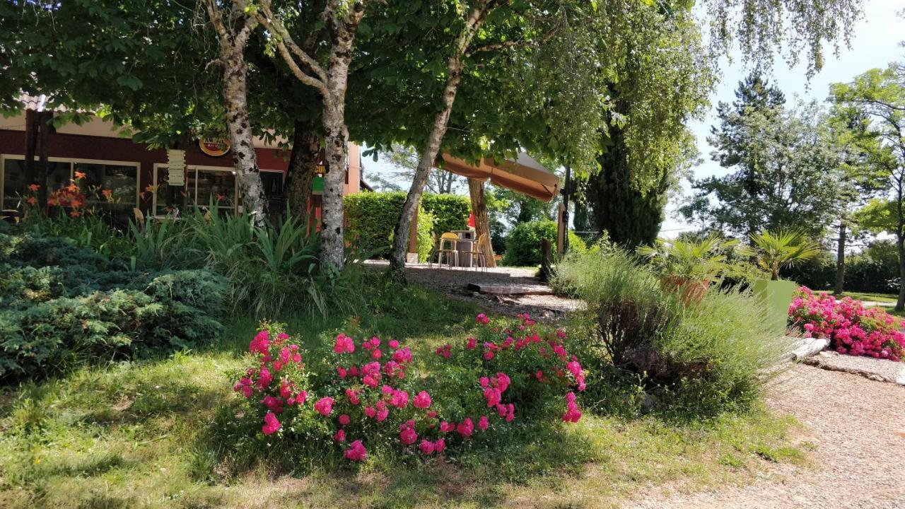 Camping Au Tour De L'Aveyron LʼHospitalet-du-Larzac Zewnętrze zdjęcie